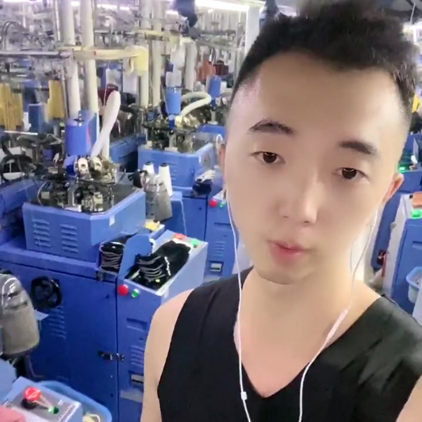 酒窝迎个性的照片