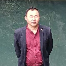 大门相许妩媚的照片
