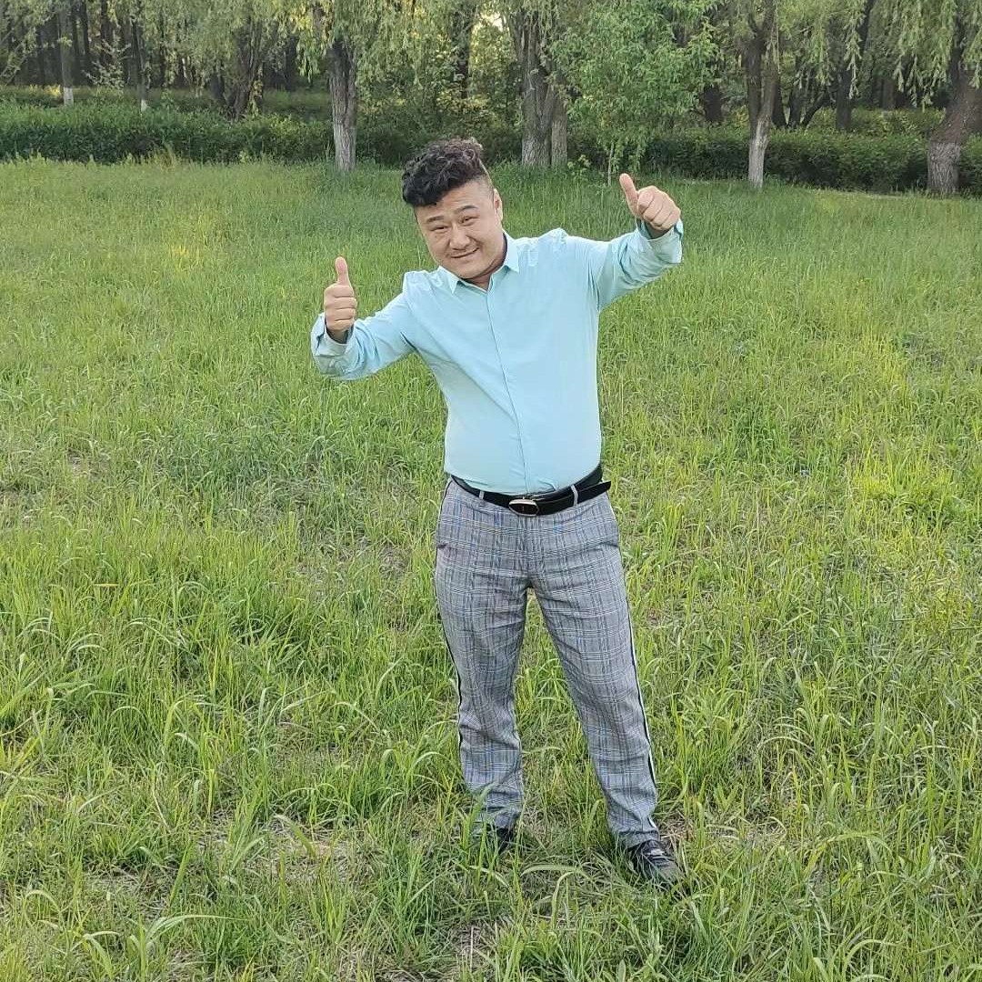 笨笨de维克托的照片