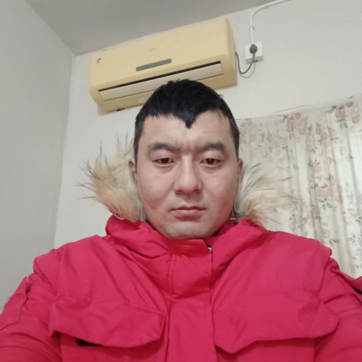朱留明的照片