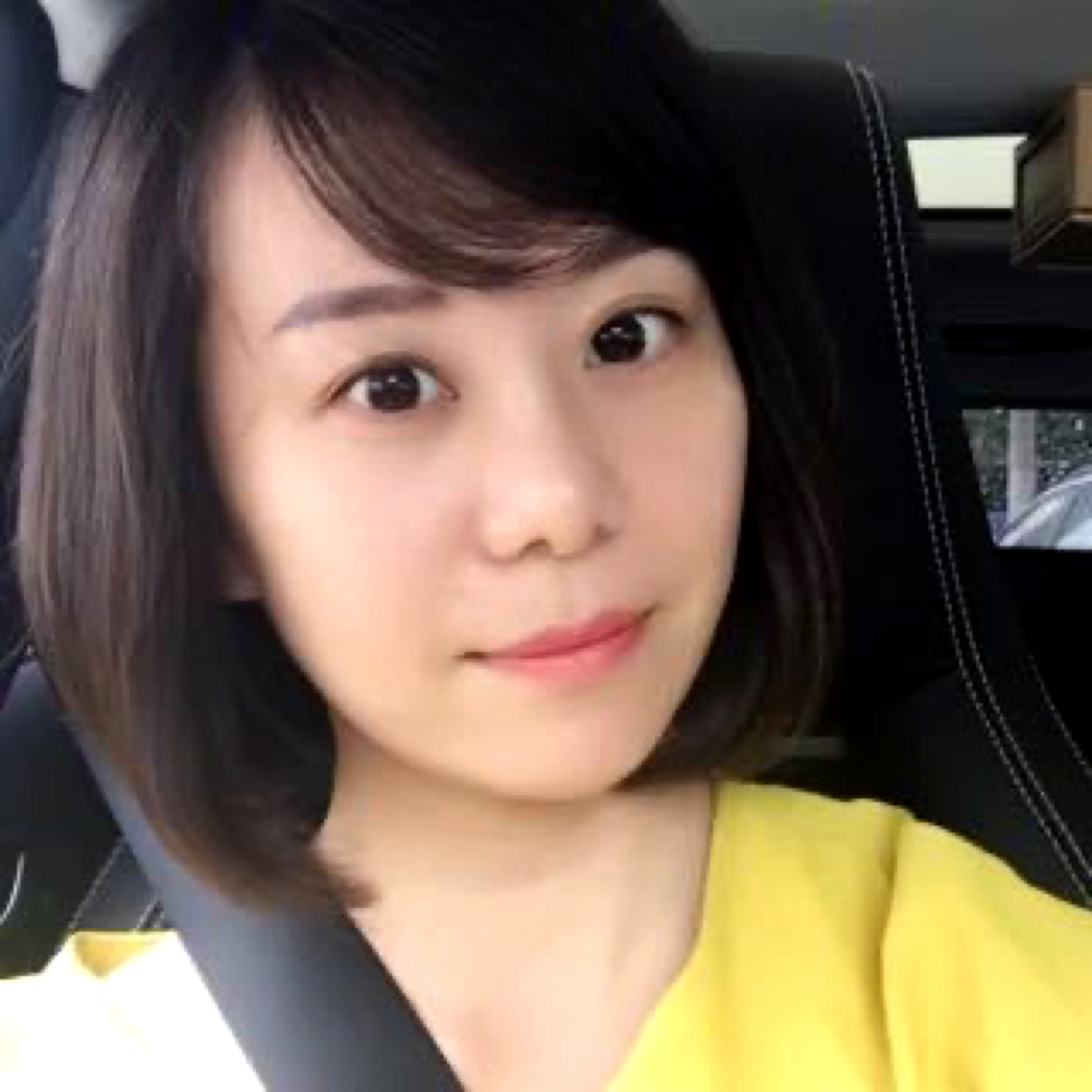 哭泣的百合花的照片