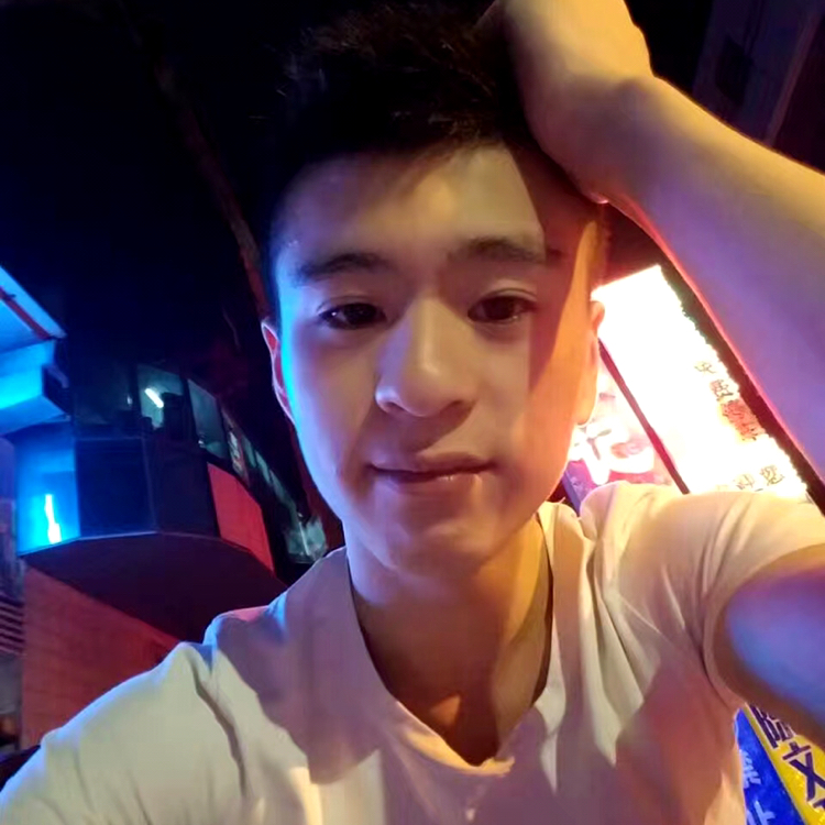 炙热凝眸豆芽的照片