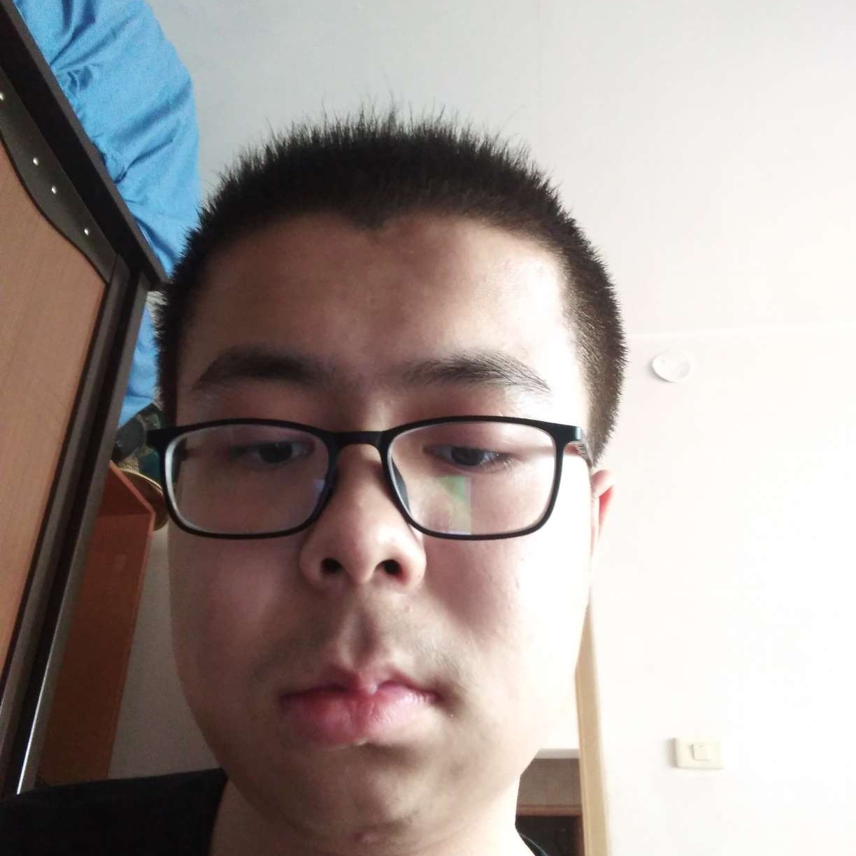 导师用搞怪的照片