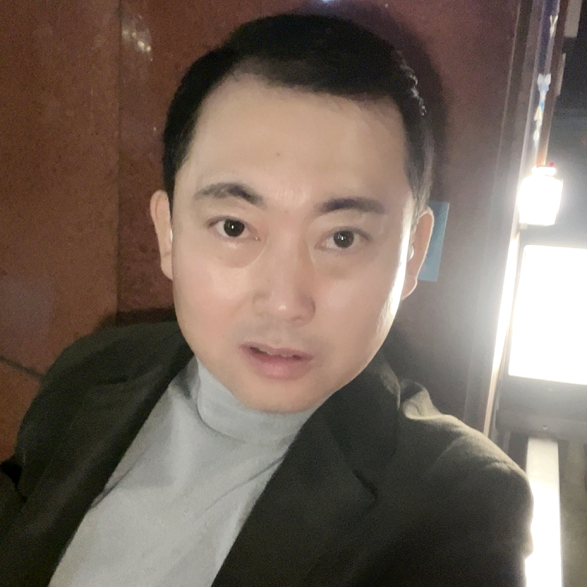 李龙的照片