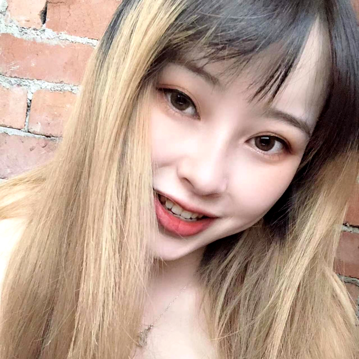 水杯那爱听歌的照片