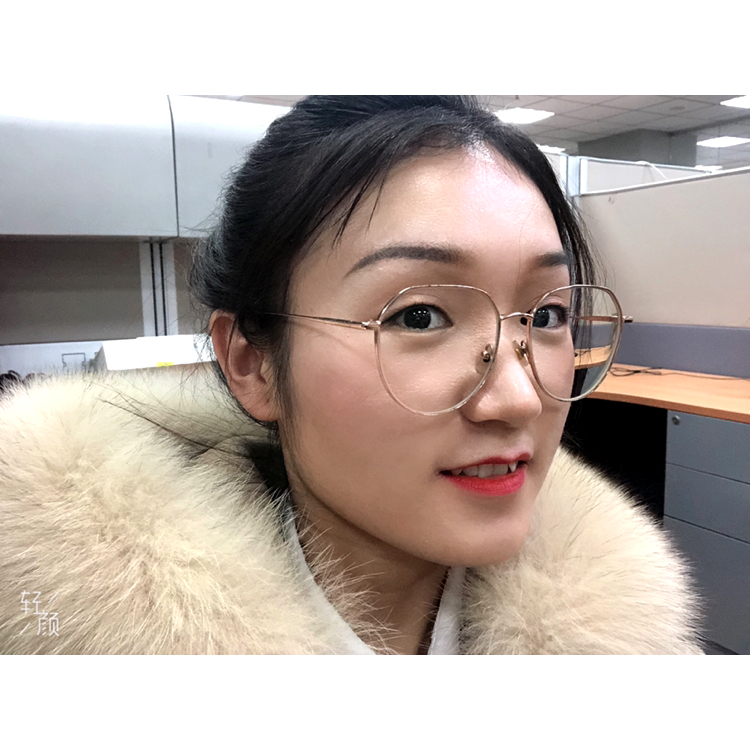秦俊雪的照片