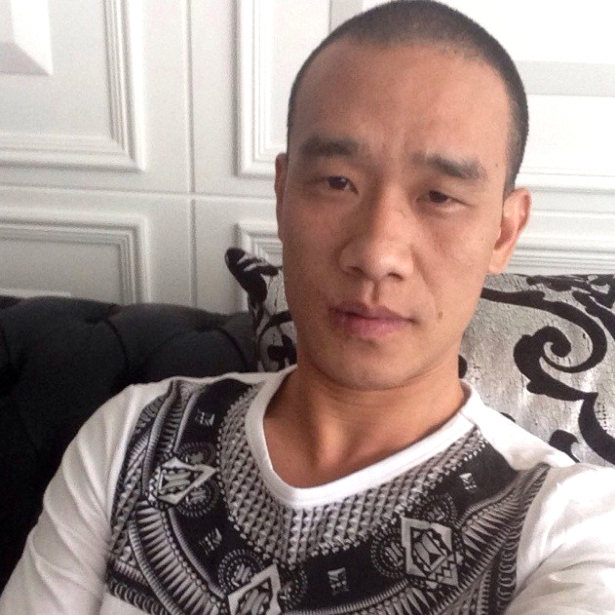 含蓄爱恋小蝴蝶的照片