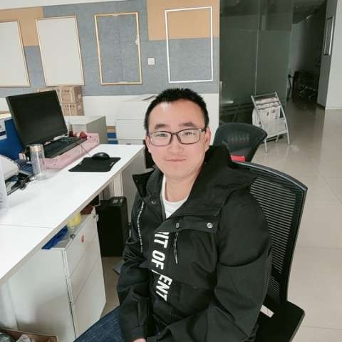 不喜沉默的照片
