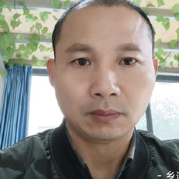 蓝天下de彩虹的照片