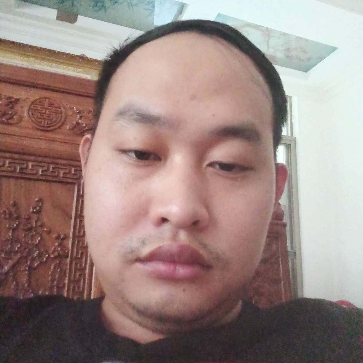 俏皮方微凉的照片