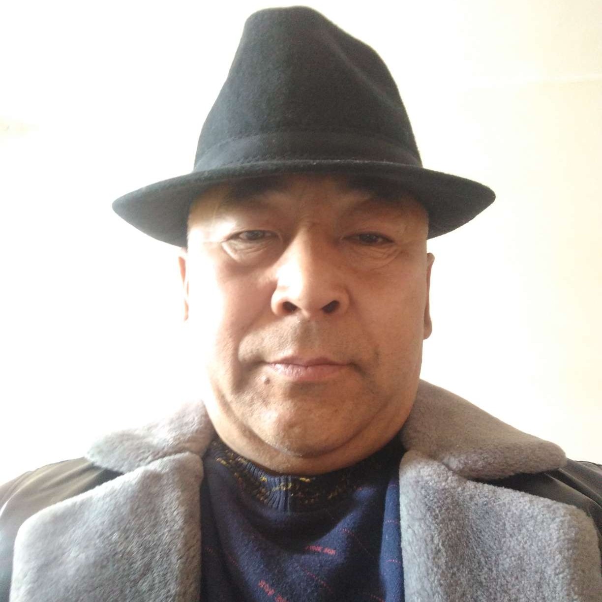 春媱相许忧心的照片