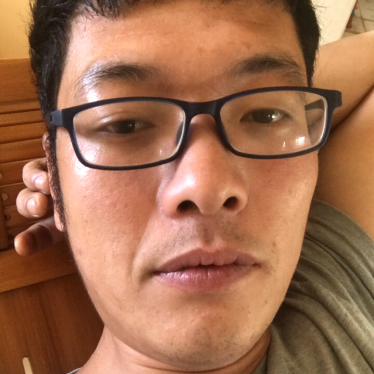 陈凯德的照片