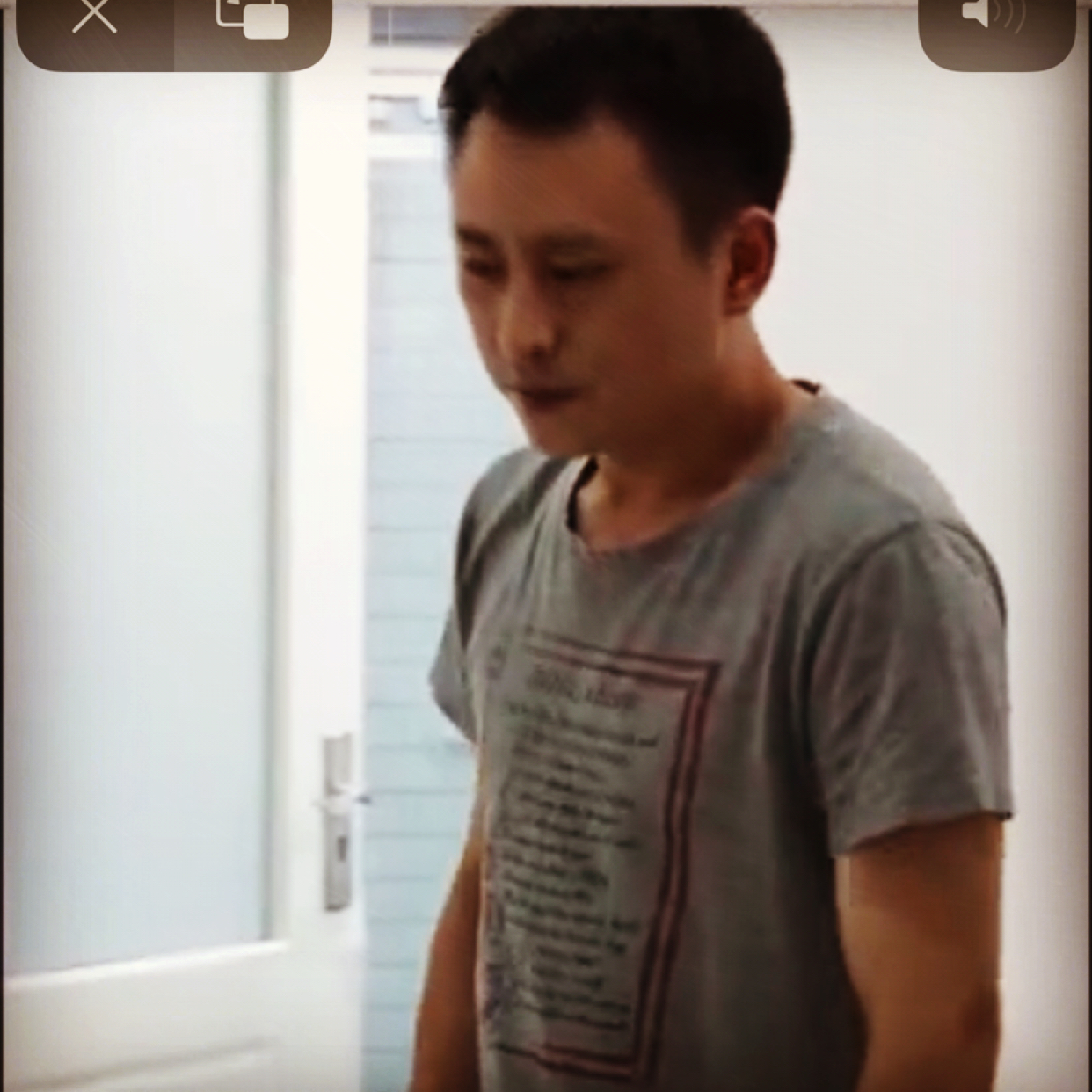 委屈de加比的照片