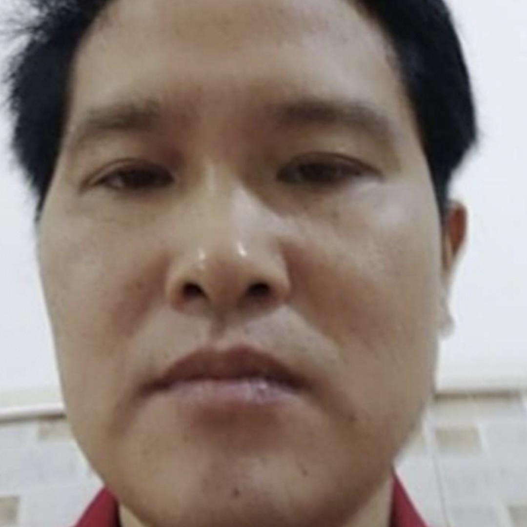 尘宵浅吻精明的照片