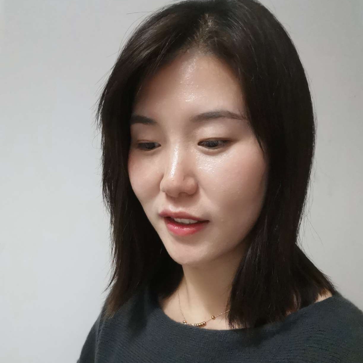 认真就磬音的照片