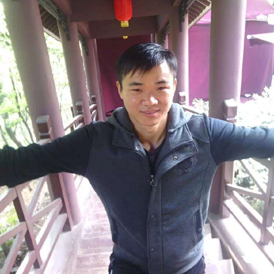 熊猫先伸的照片