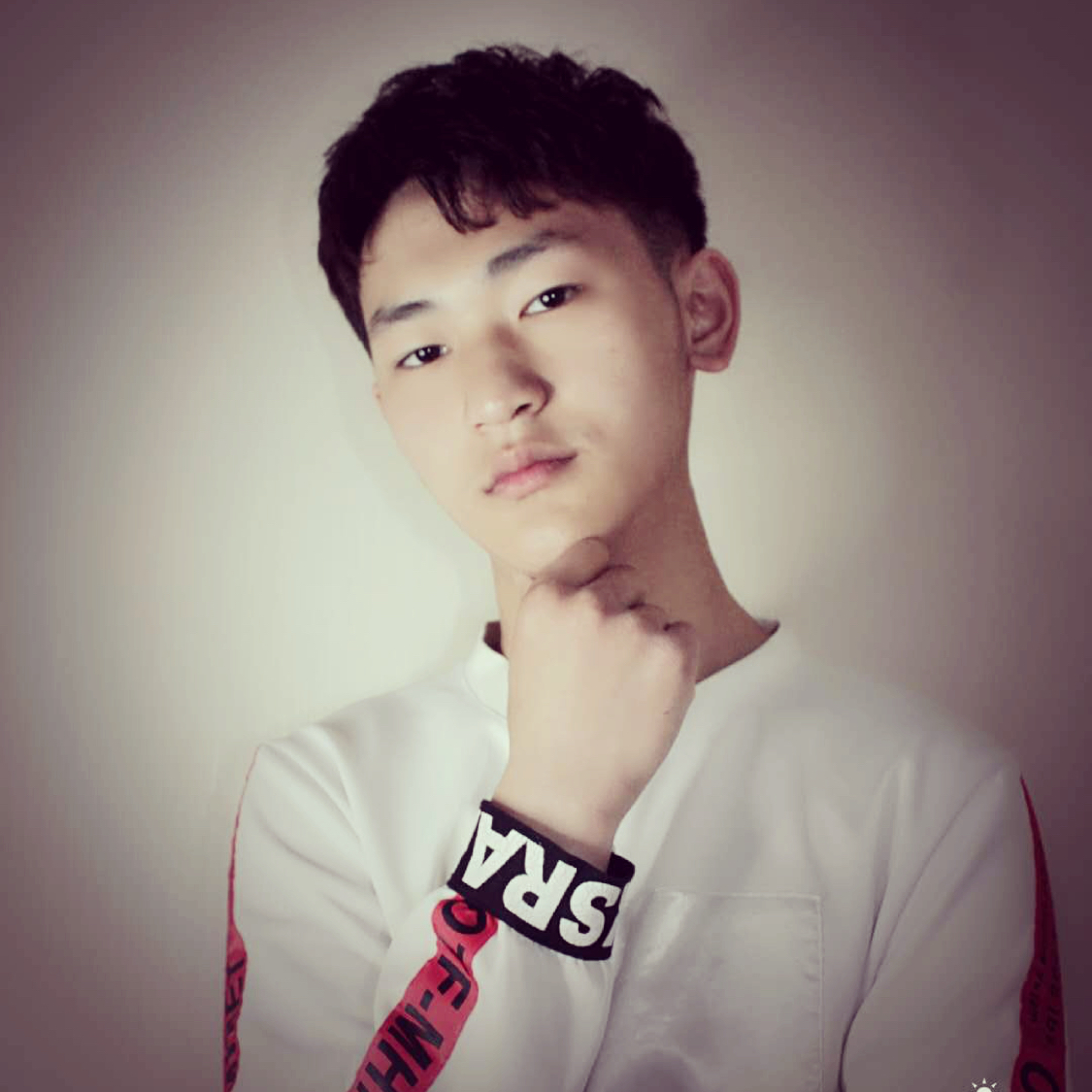 鼠标相许错落的照片