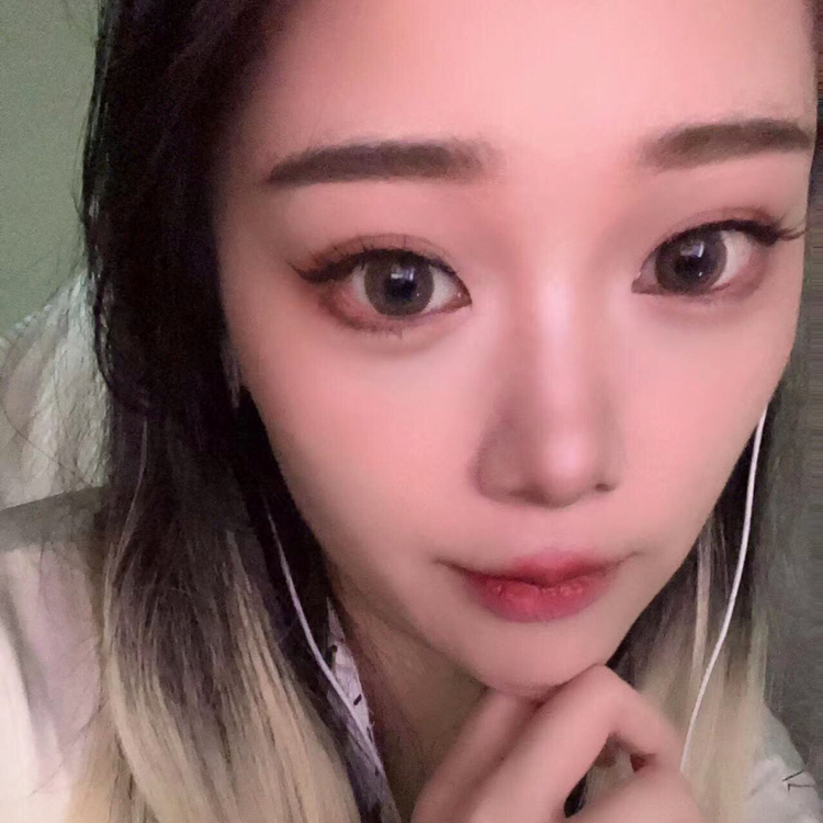 一一的照片
