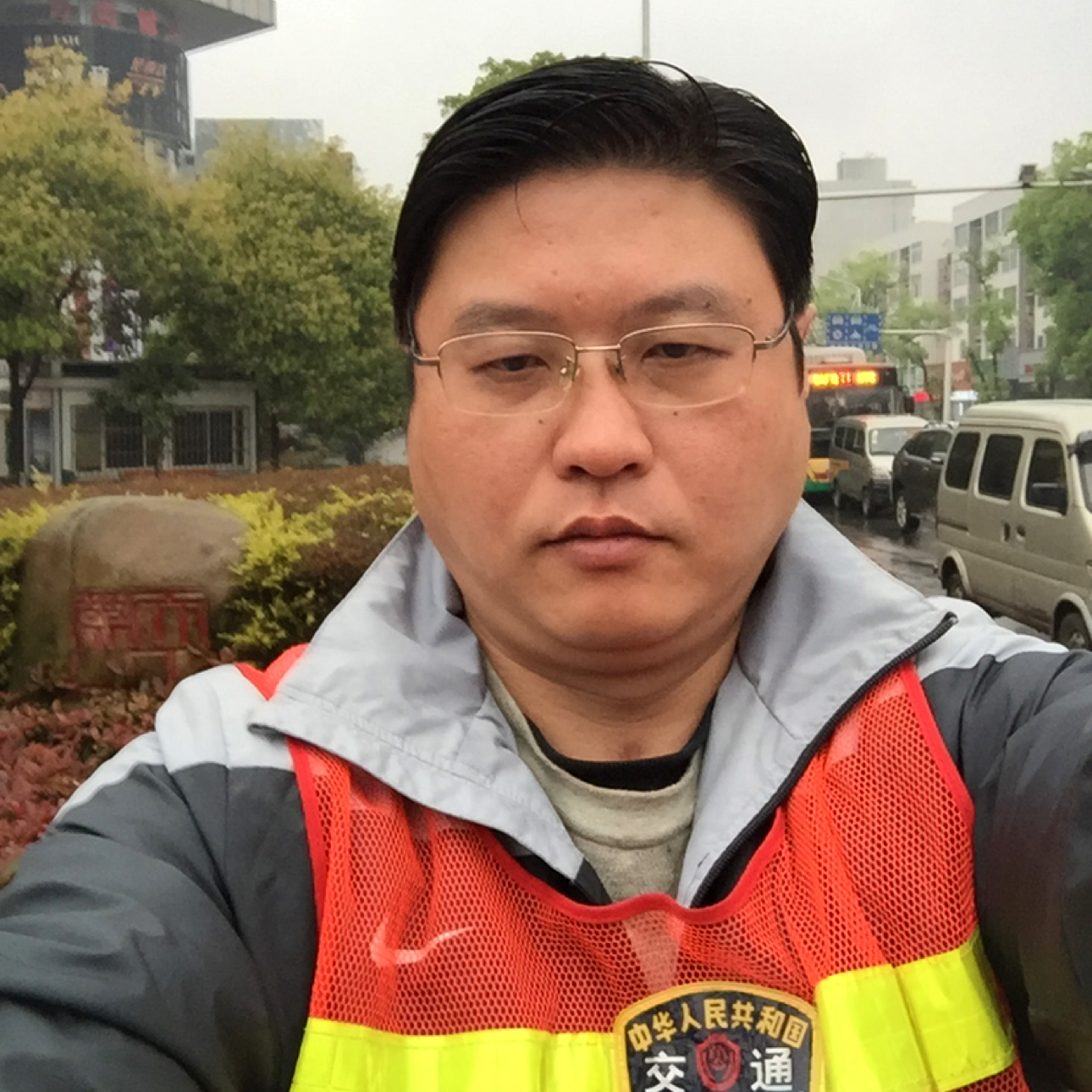 爷们取经回来的照片