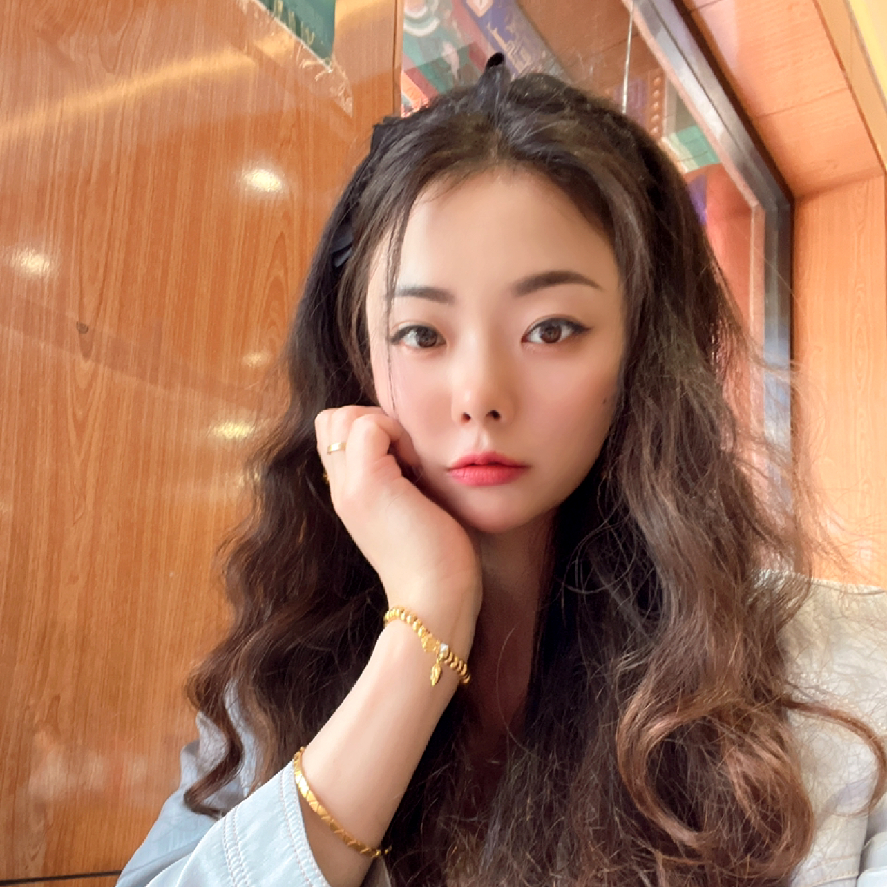 赌酒一杯的照片