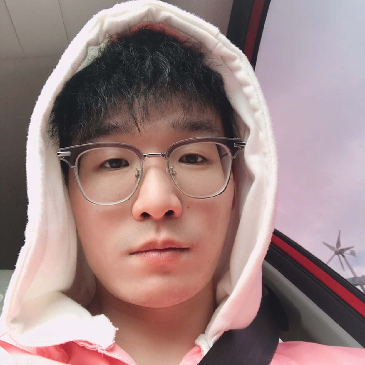 旧颜踢沉默的照片