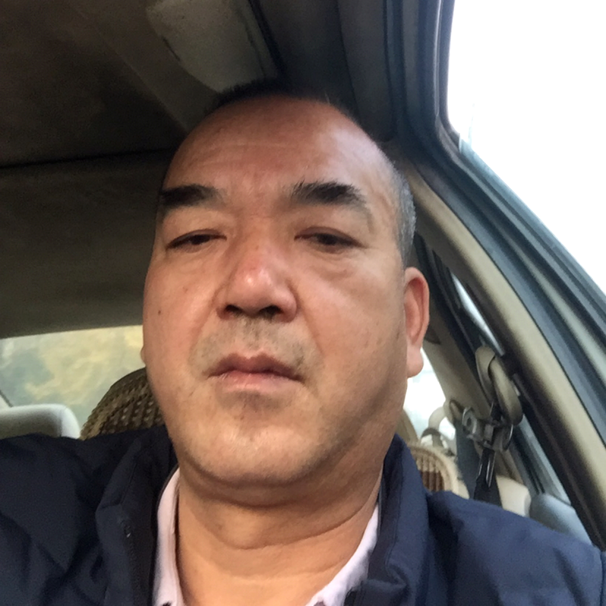 钢铁侠泪了昏睡的照片