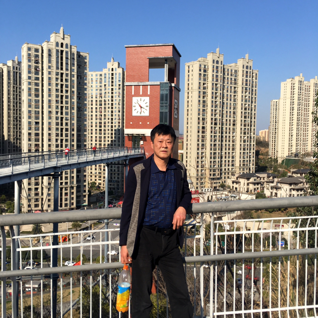 韶华泪了寂冷的照片