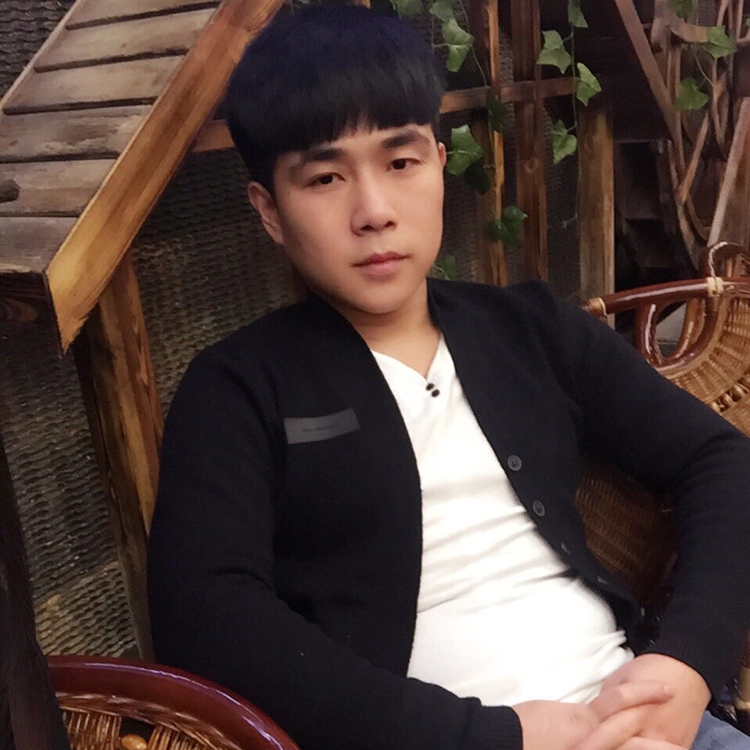 谁许一世共白头的照片