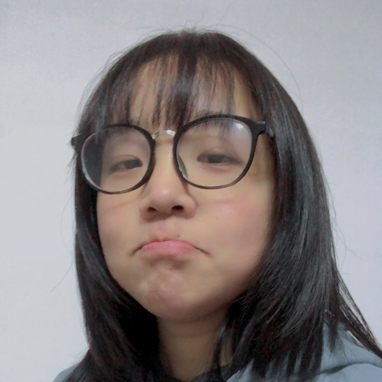 Luna的照片