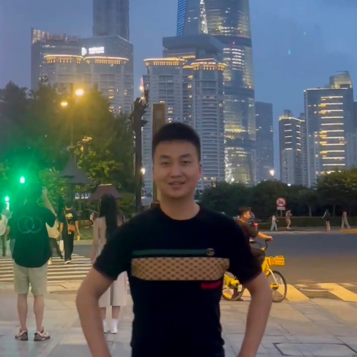 AMND的照片