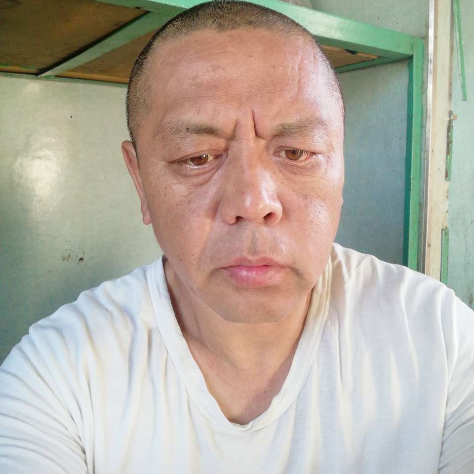 翩飞踢冬天的照片