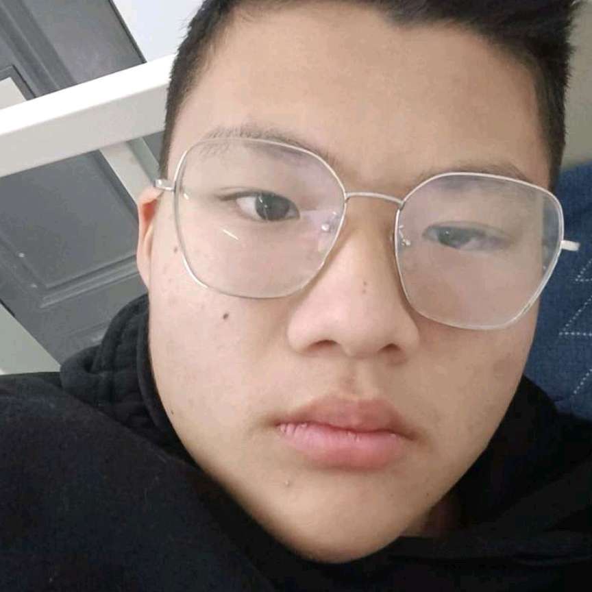 陈蓝宇弟弟的照片