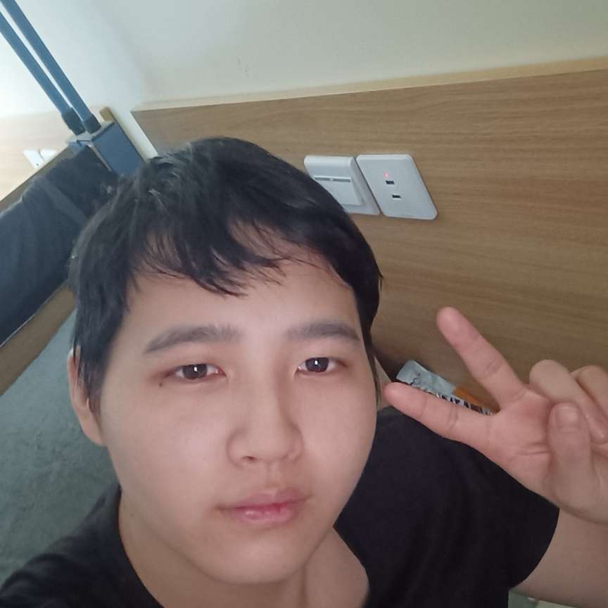 小伙说包容的照片