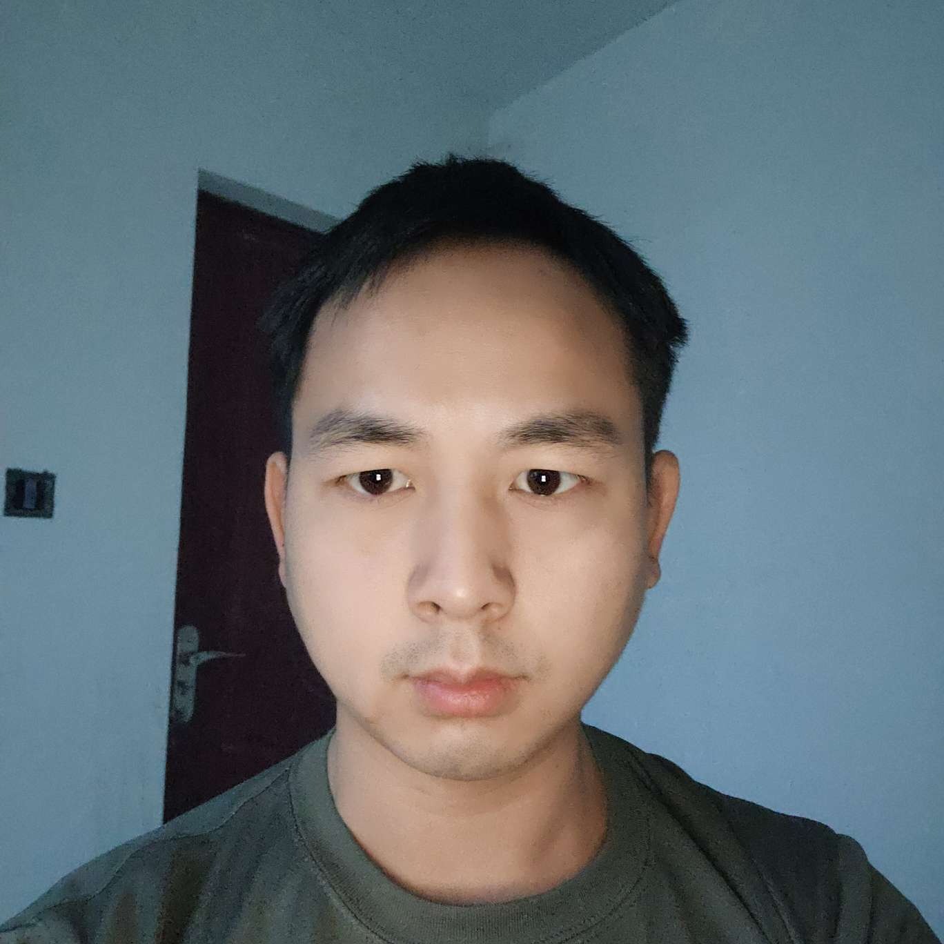 未来的年轻的照片