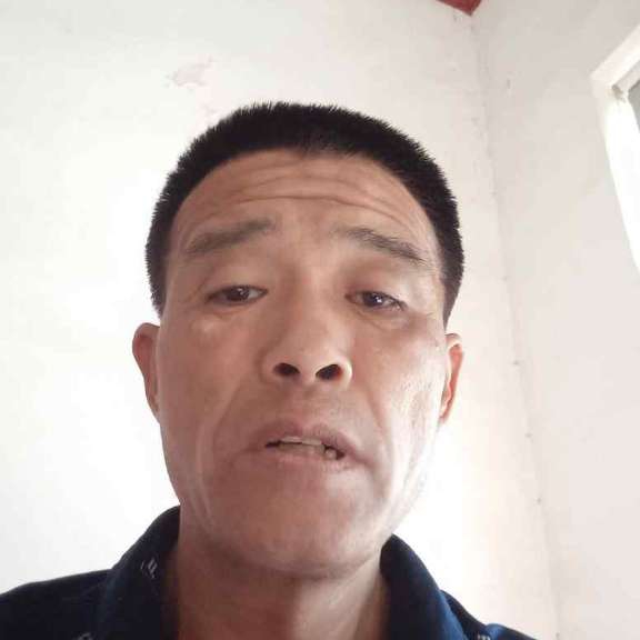 俭朴小土豆高主新的照片