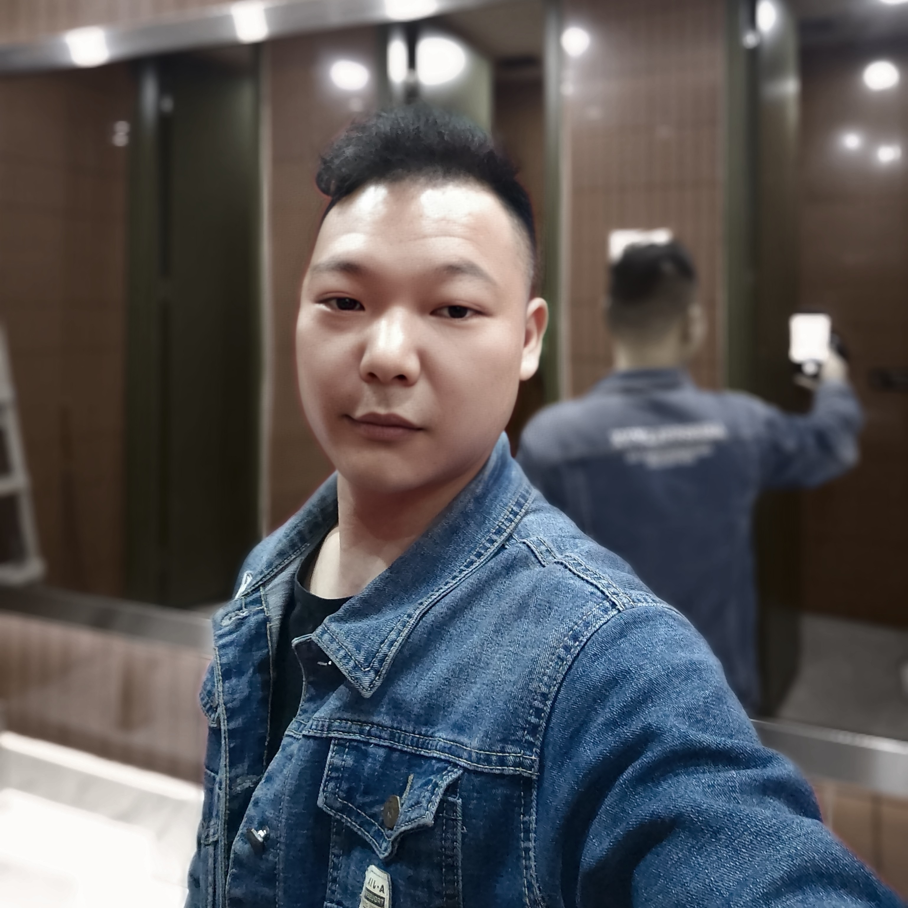 志残身坚的照片