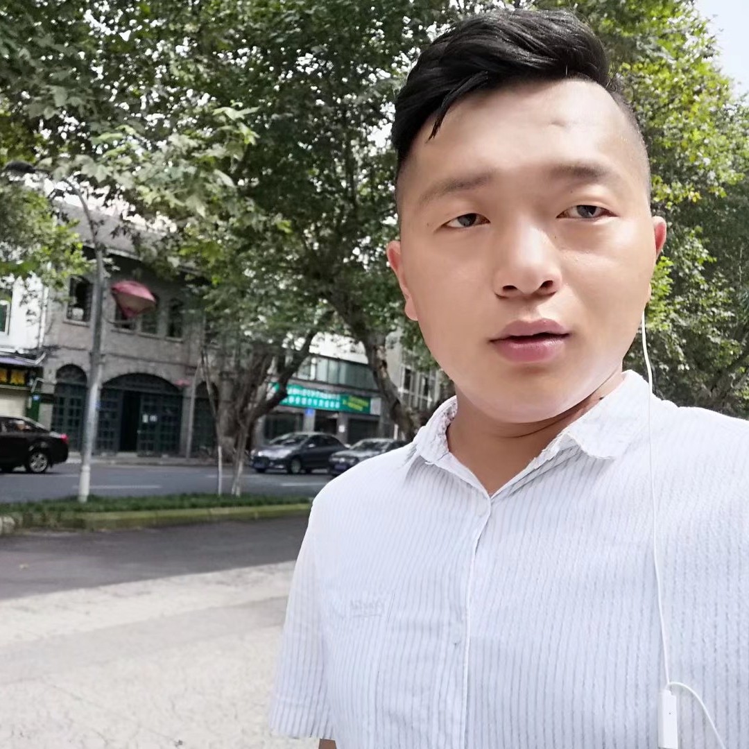 铅笔和懵懂的照片