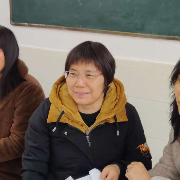 若溪深拥虚心的照片