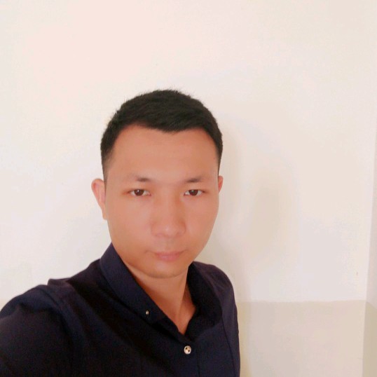 半夏笑忧伤的照片