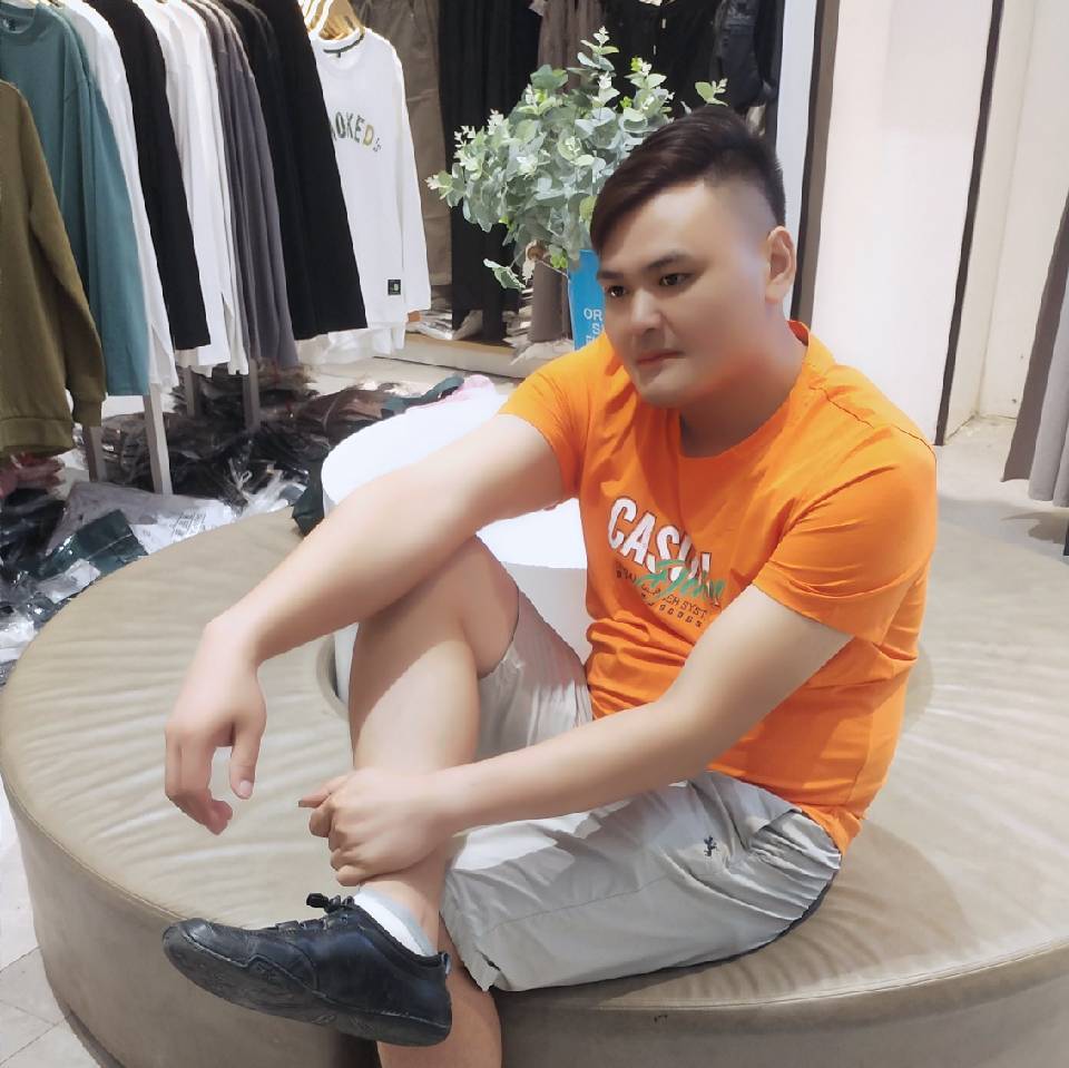 猫咪那魁梧的照片